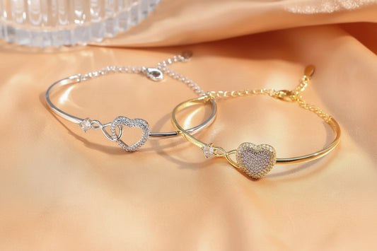 Chain Hollowed Heart Shape Bracelet Elegant High-Grade Design Female